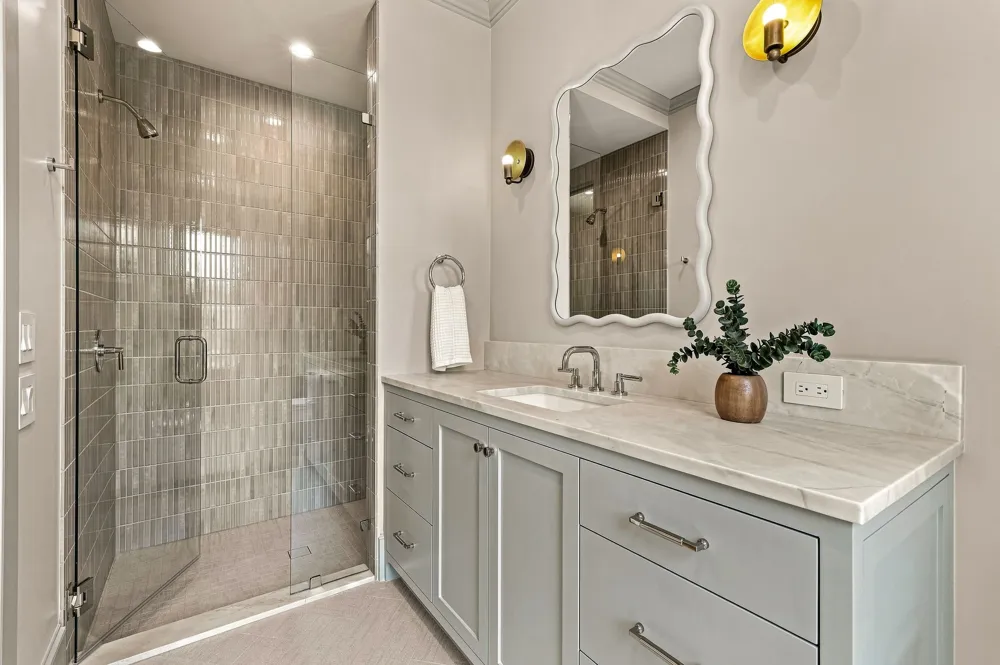 6526 Woodland Drive Dallas, TX 75225