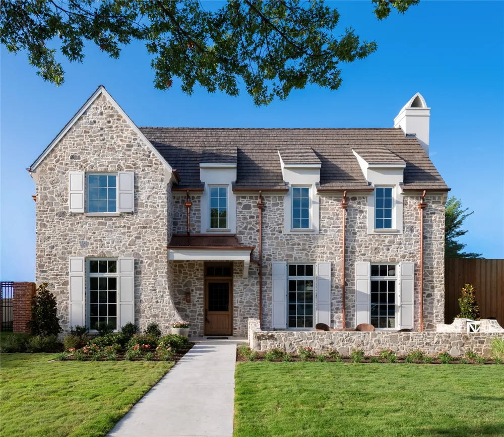 6526 Woodland Drive Dallas, TX 75225