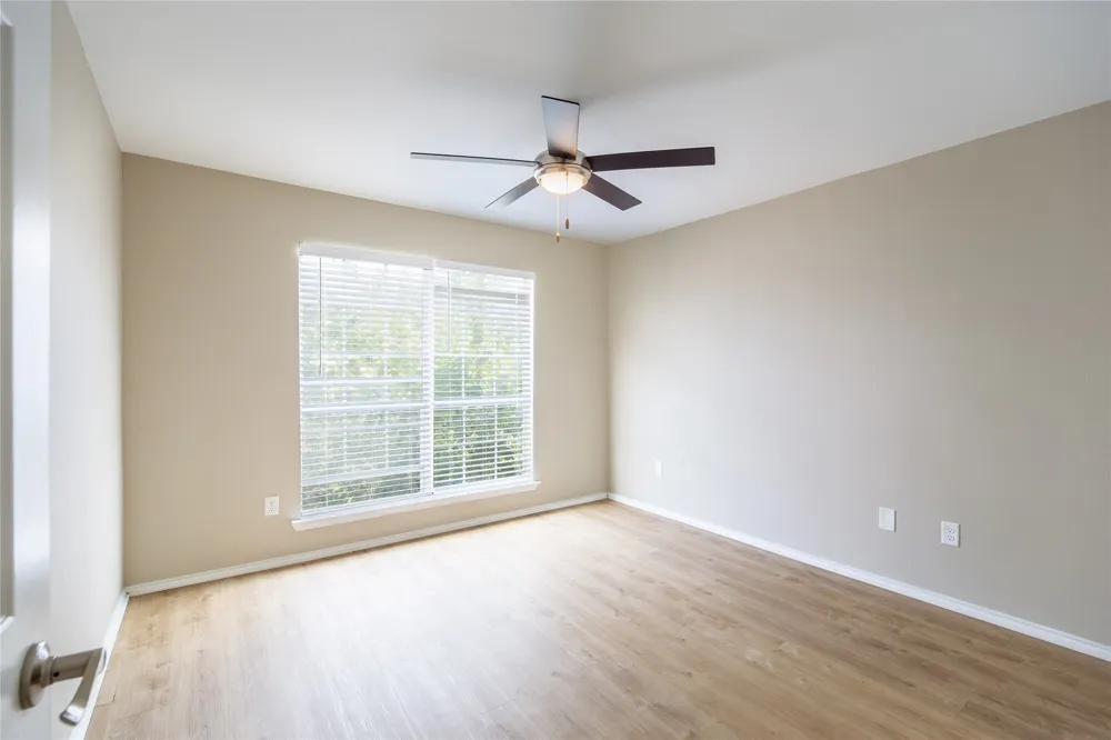 13234 Woodbend Lane Dallas, TX 75243