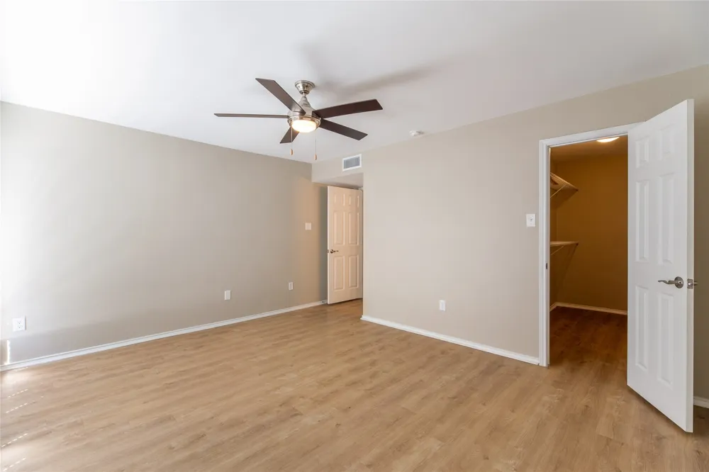 13234 Woodbend Lane Dallas, TX 75243