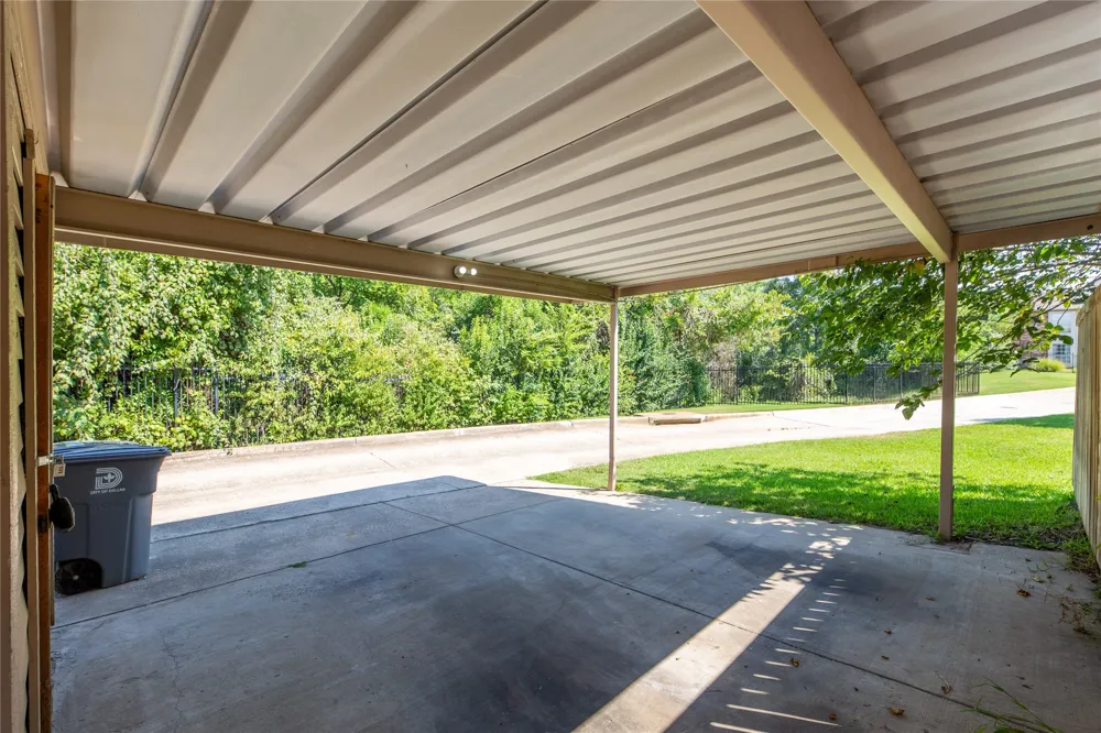 13234 Woodbend Lane Dallas, TX 75243