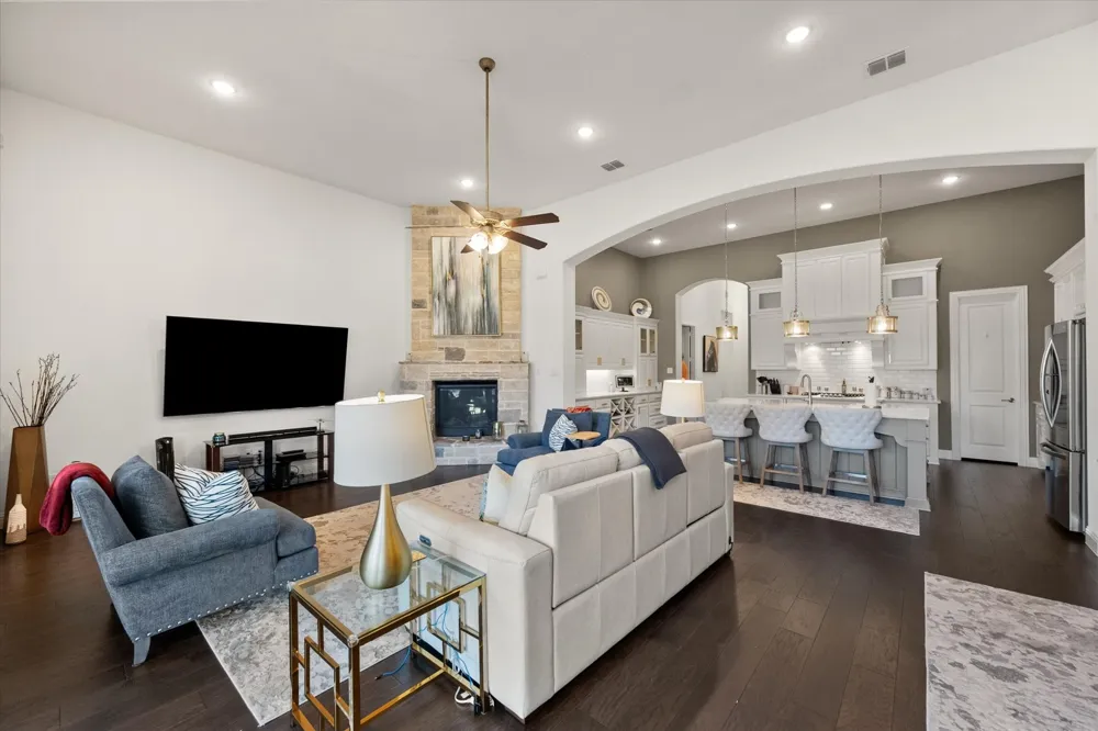 2802 Maverick Way Celina, TX 75009
