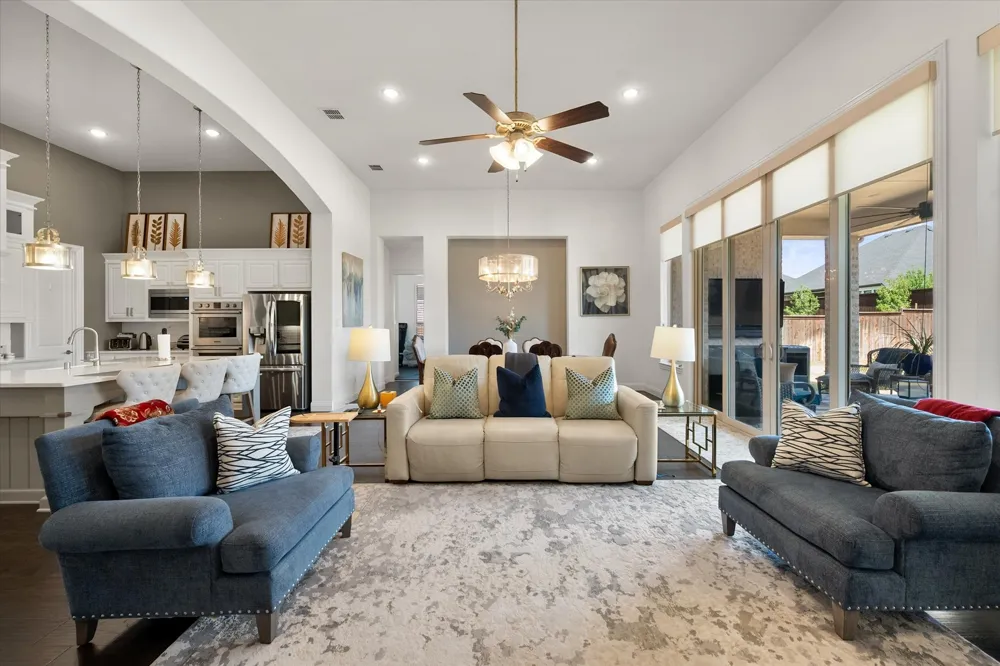 2802 Maverick Way Celina, TX 75009