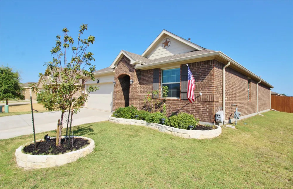 1610 Fields View Drive Anna, TX 75409