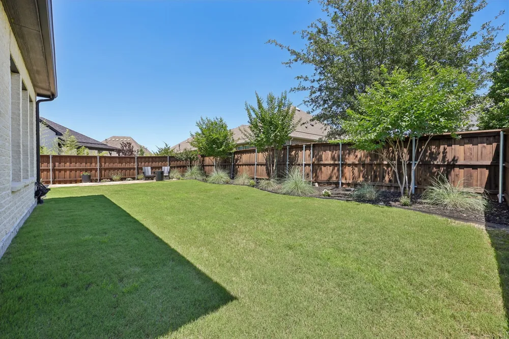 4705 Cherry Bark Trail Arlington, TX 76005