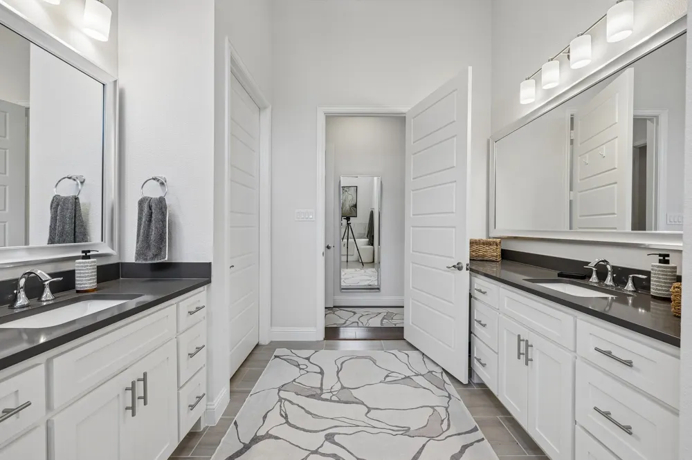 4705 Cherry Bark Trail Arlington, TX 76005