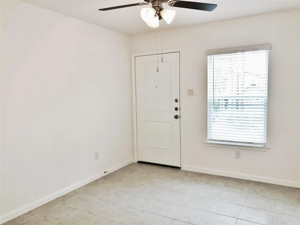 491 Mesquite Livingston, TX 77352