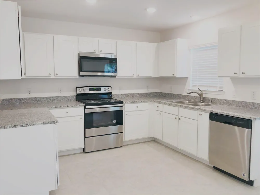 491 Mesquite Livingston, TX 77352