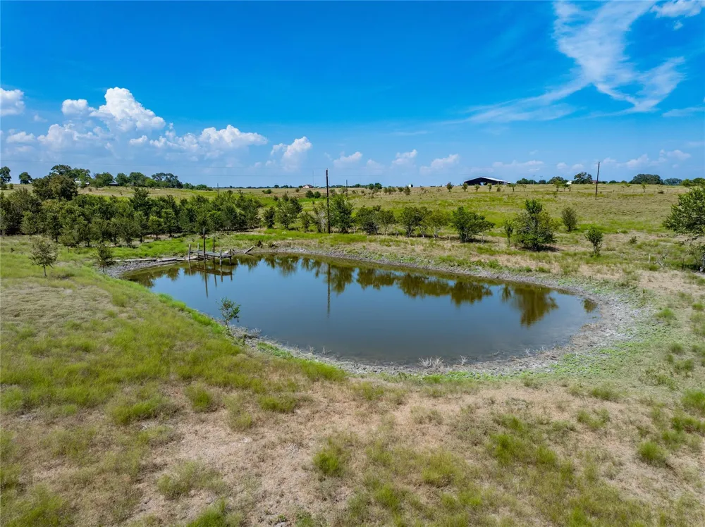 4 Guenther Road La Grange, TX 78945