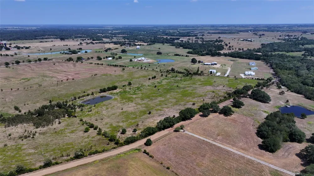 4 Guenther Road La Grange, TX 78945
