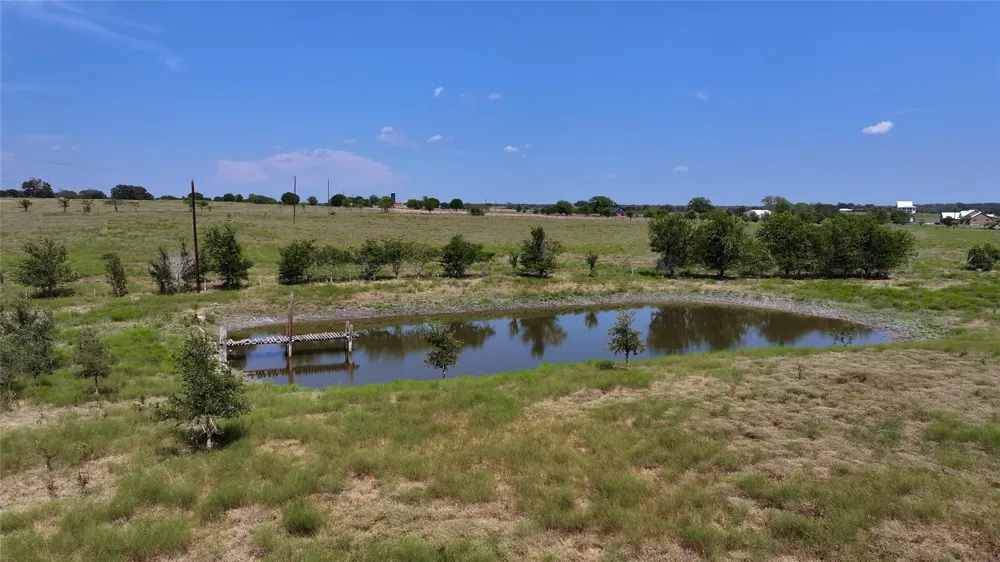 4 Guenther Road La Grange, TX 78945