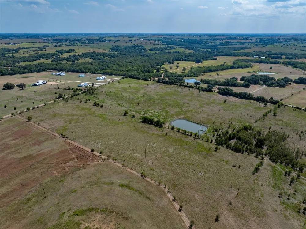 4 Guenther Road La Grange, TX 78945