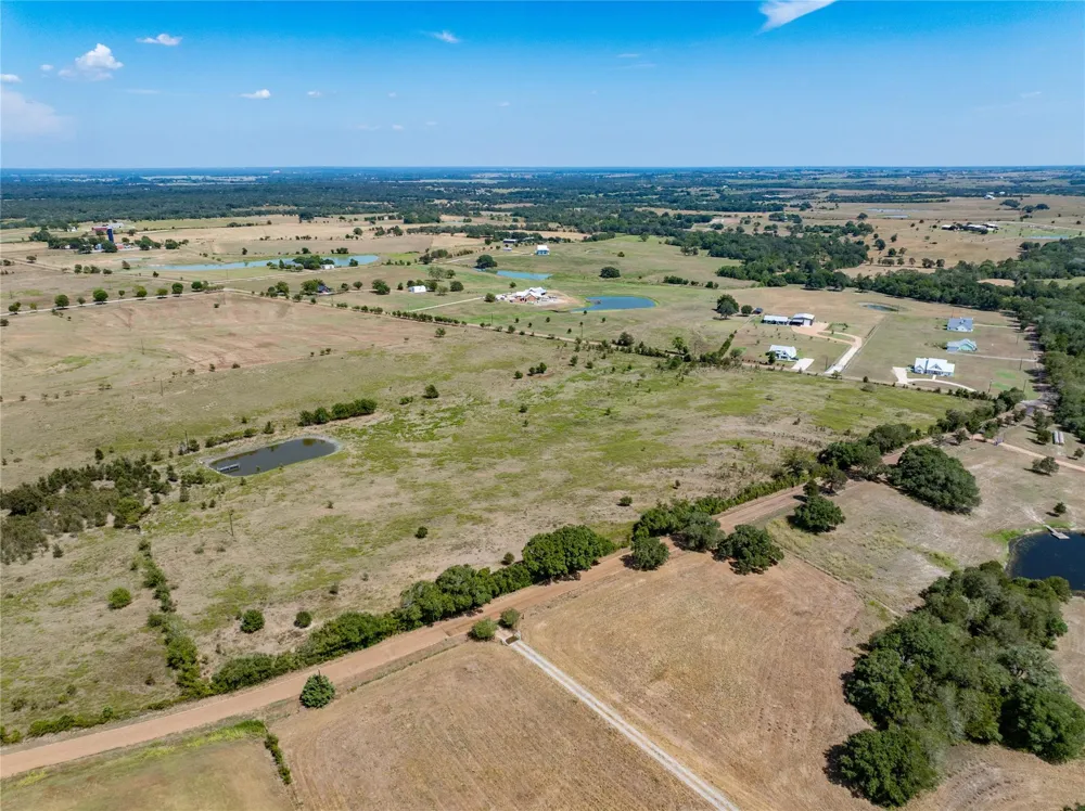 4 Guenther Road La Grange, TX 78945
