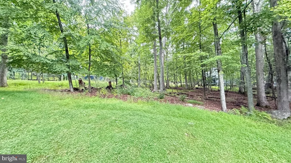193 ST ANDREWS DRIVE Bushkill, PA 18324