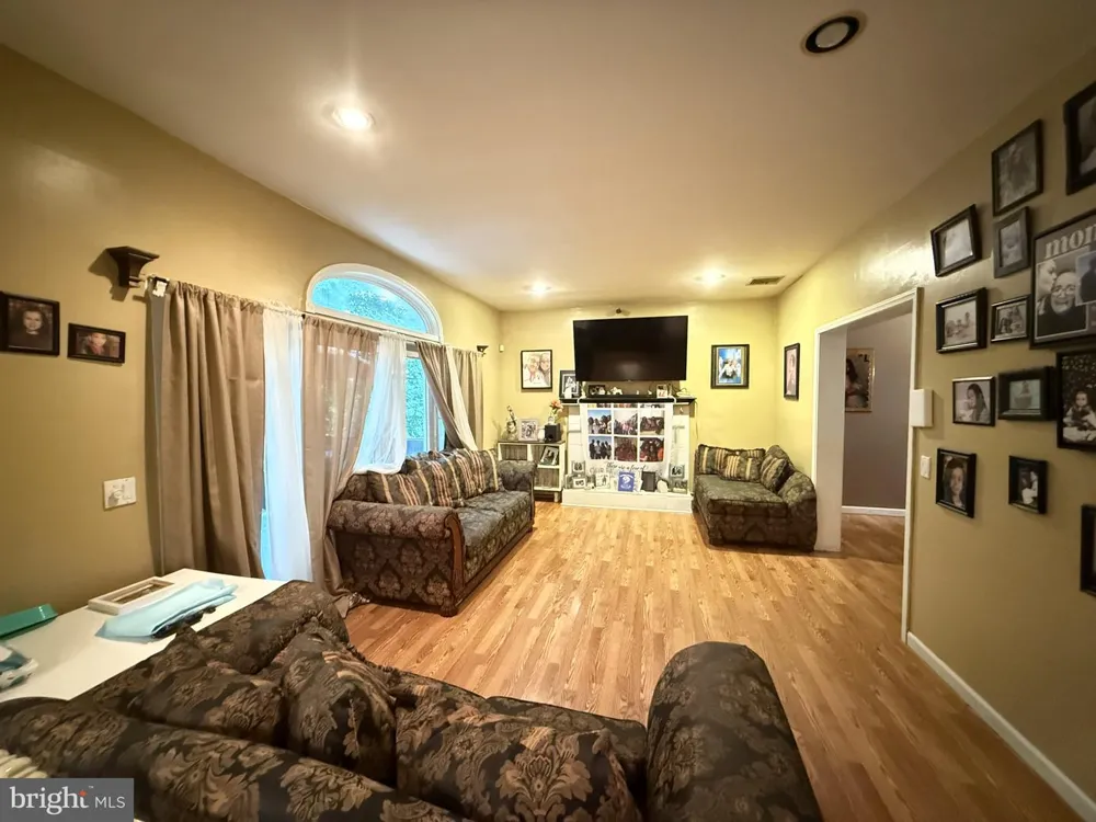 193 ST ANDREWS DRIVE Bushkill, PA 18324