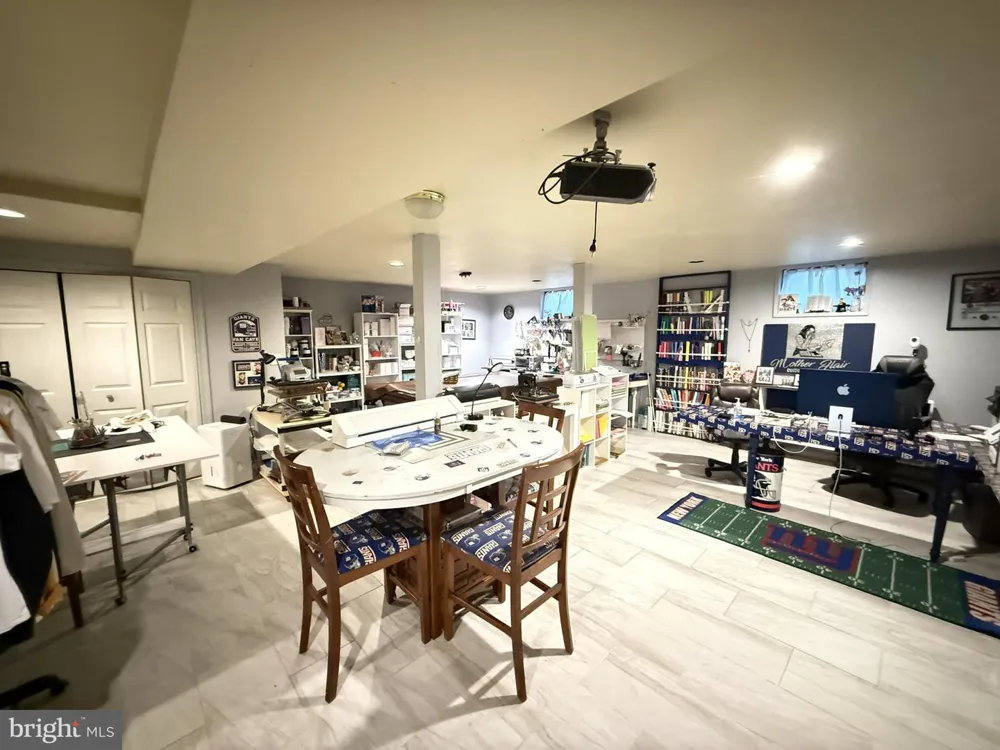 193 ST ANDREWS DRIVE Bushkill, PA 18324