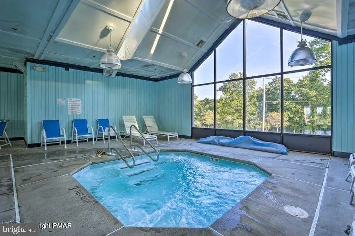 193 ST ANDREWS DRIVE Bushkill, PA 18324
