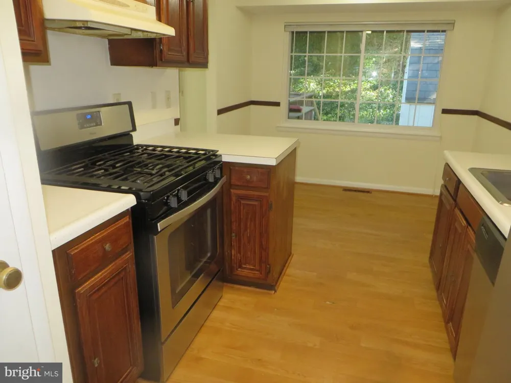 7906 ORANGE PLANK ROAD Springfield, VA 22153