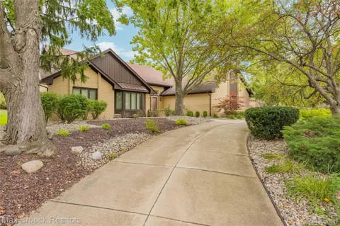 4418 Pinehurst Drive