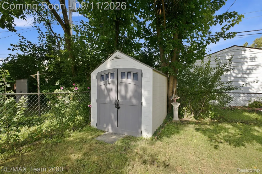 3320 Southfield Road Dearborn City, MI 48124