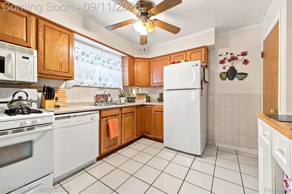 3320 Southfield Road Dearborn City, MI 48124