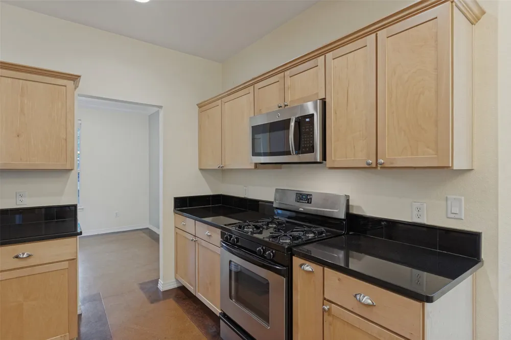 1604 Walnut Avenue #A Austin, TX 78702