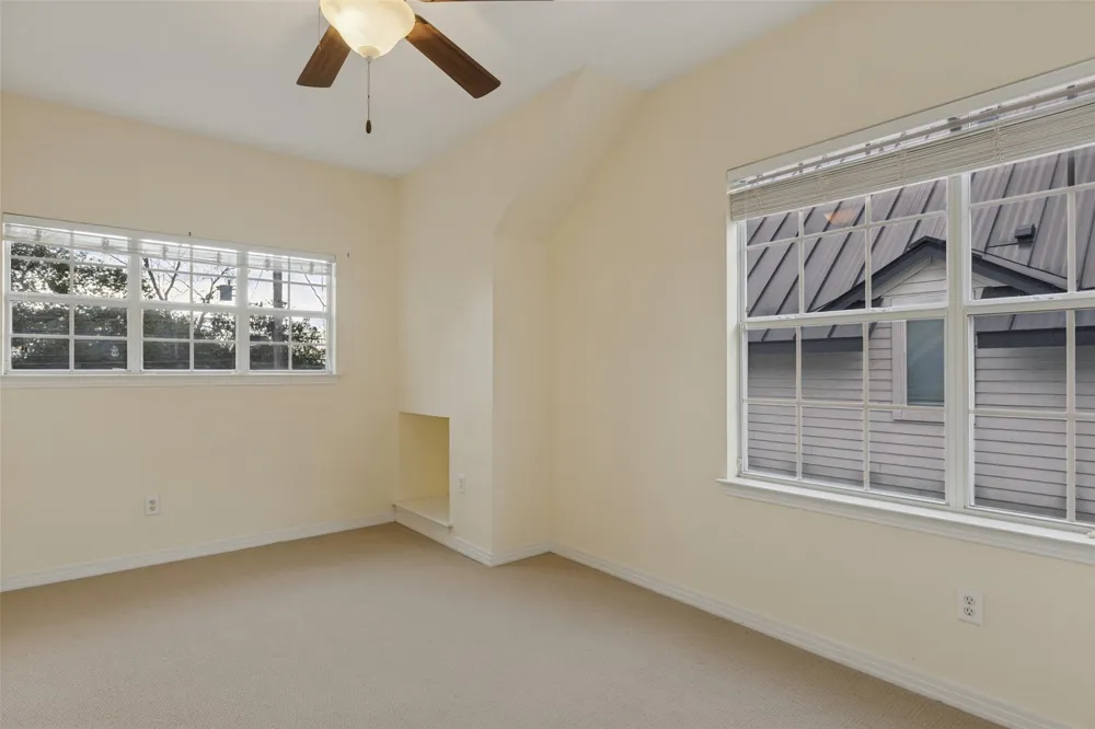 1604 Walnut Avenue #A Austin, TX 78702