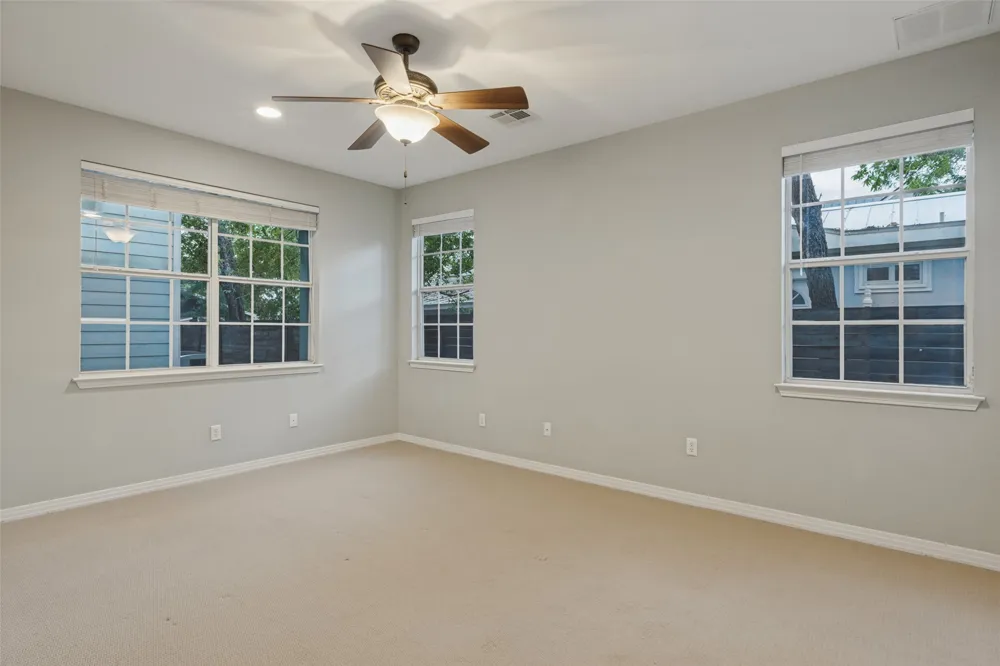 1604 Walnut Avenue #A Austin, TX 78702
