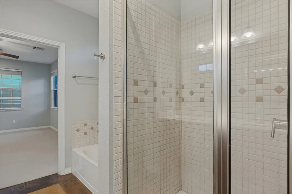 1604 Walnut Avenue #A Austin, TX 78702