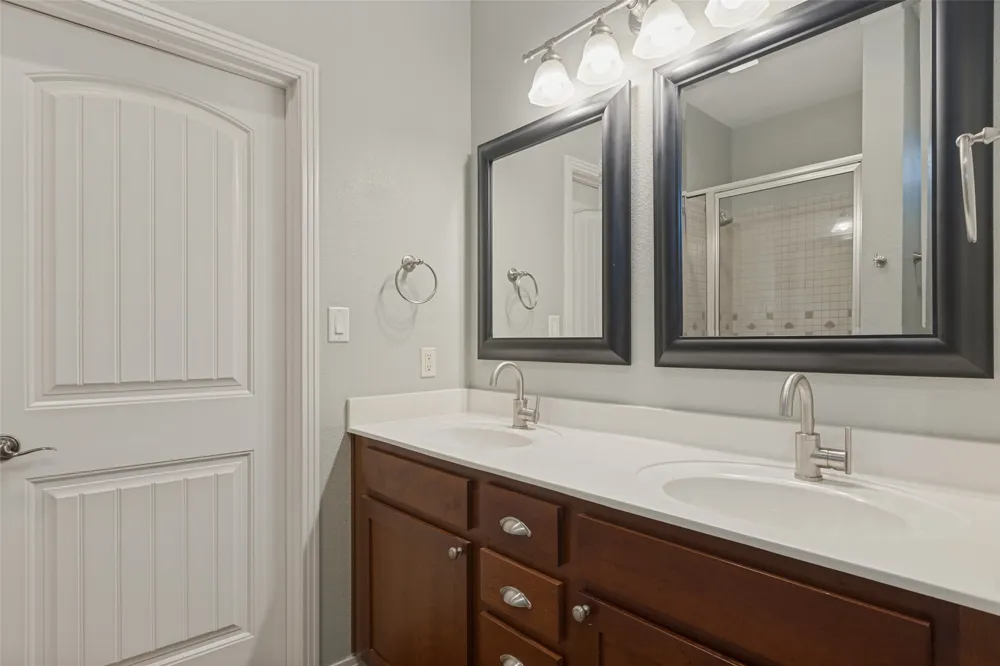 1604 Walnut Avenue #A Austin, TX 78702