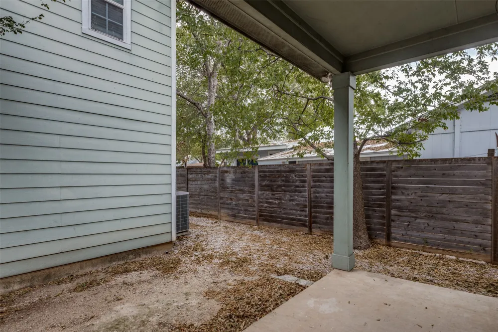 1604 Walnut Avenue #A Austin, TX 78702