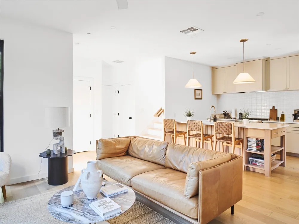 4427 Gillis Street #2 Austin, TX 78745