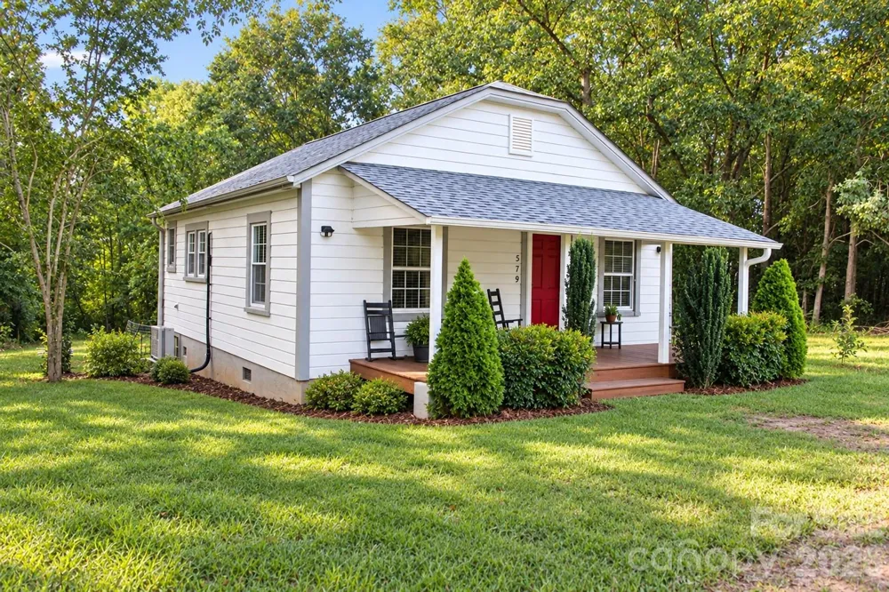 579 Hollis Road Ellenboro, NC 28040