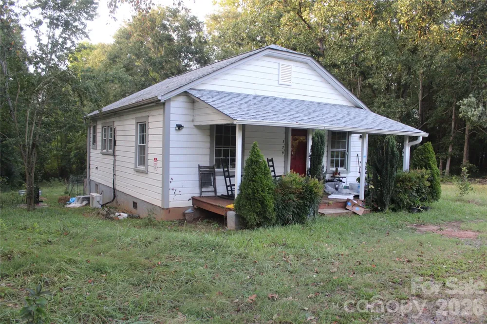 579 Hollis Road Ellenboro, NC 28040