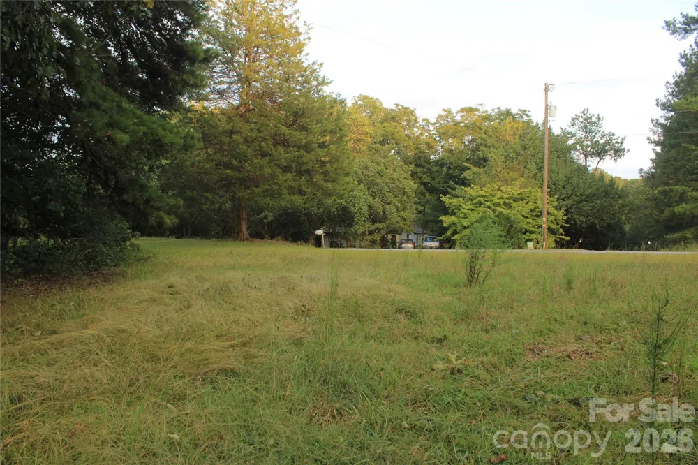 579 Hollis Road Ellenboro, NC 28040