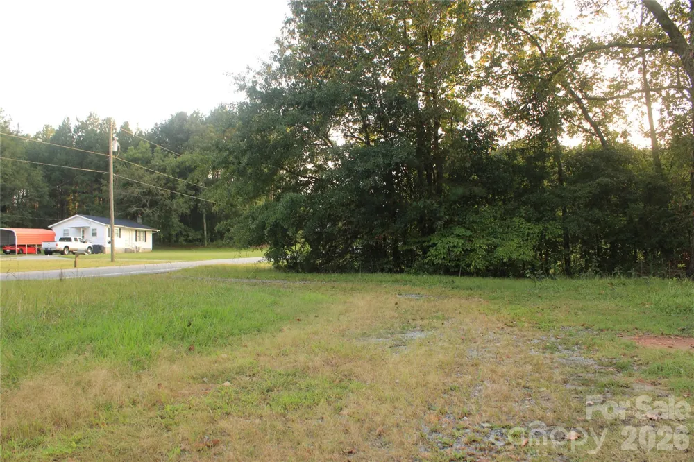 579 Hollis Road Ellenboro, NC 28040