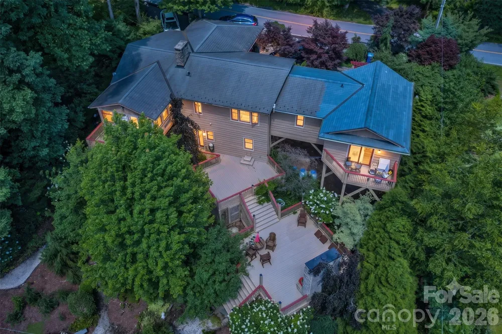 241 Wonderland Trail Blowing Rock, NC 28605