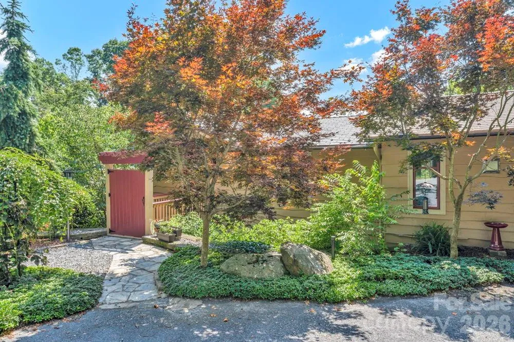 241 Wonderland Trail Blowing Rock, NC 28605
