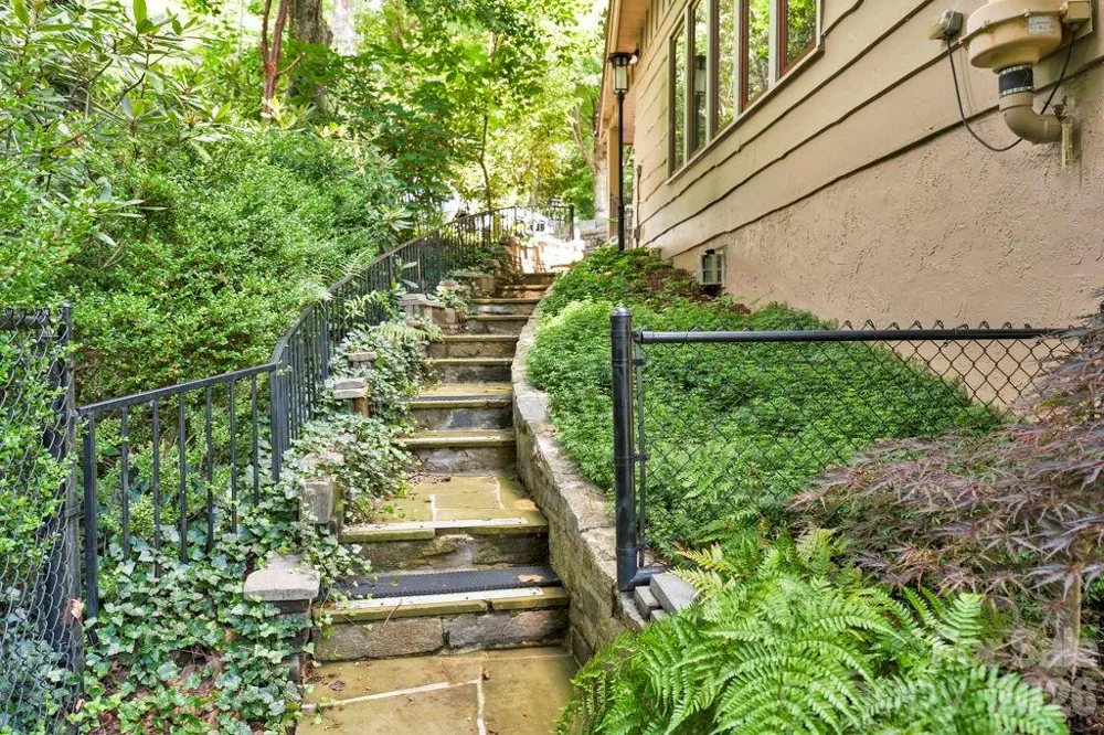 241 Wonderland Trail Blowing Rock, NC 28605