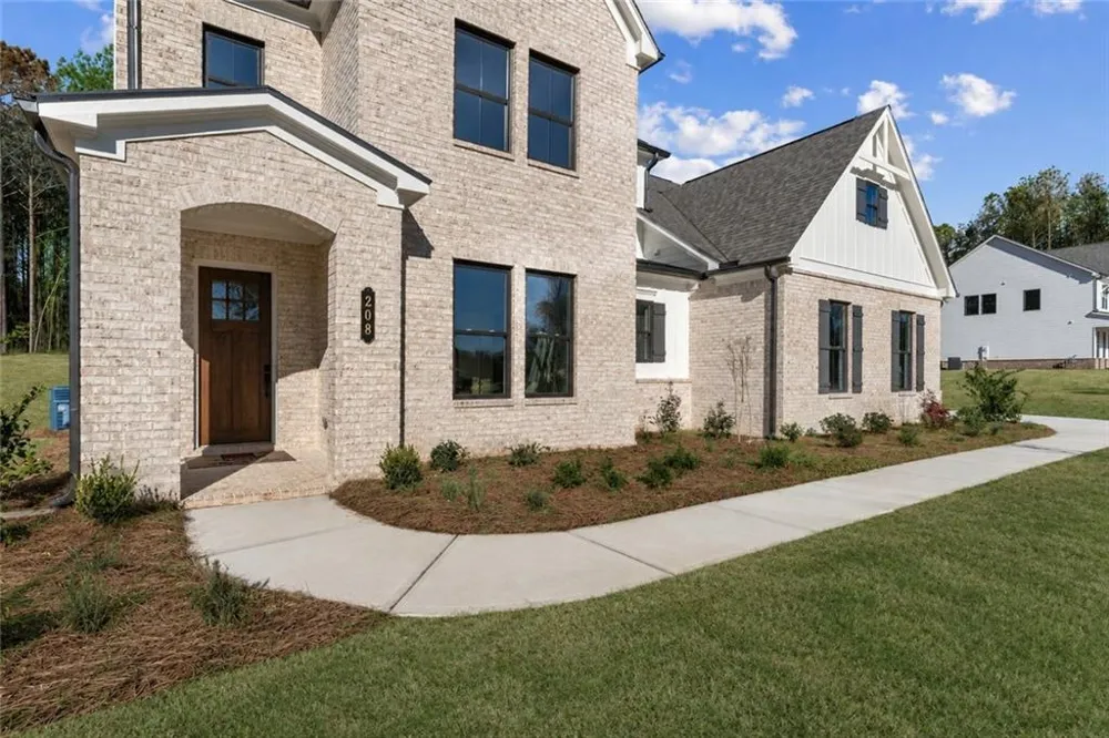 208 Knollwood Bend Canton, GA 30115