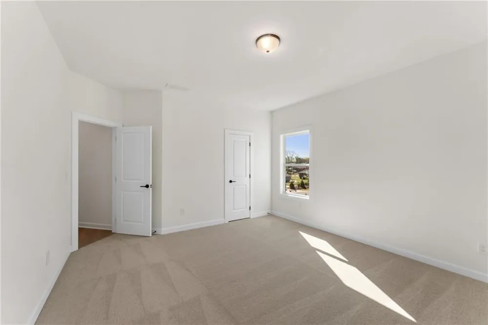 208 Knollwood Bend Canton, GA 30115