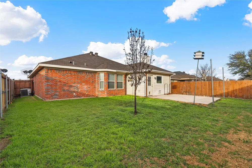 4203 Agate Drive Granbury, TX 76049