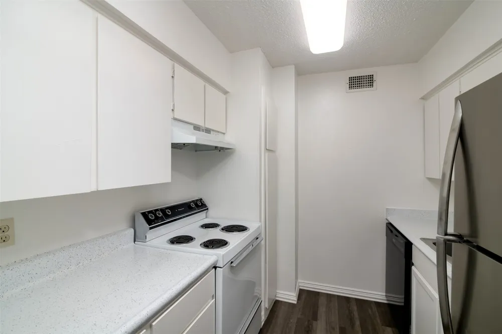 7030 Glenview Drive #66 North Richland Hills, TX 76180