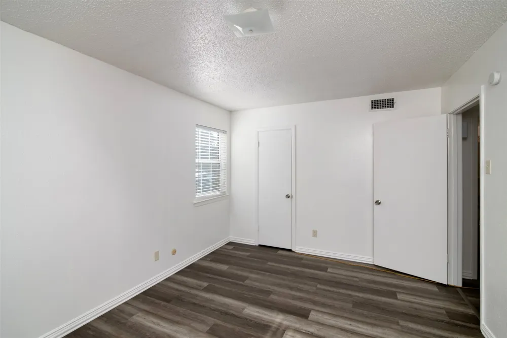 7030 Glenview Drive #66 North Richland Hills, TX 76180
