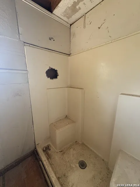 1320 Avenue B Hondo, TX 78861