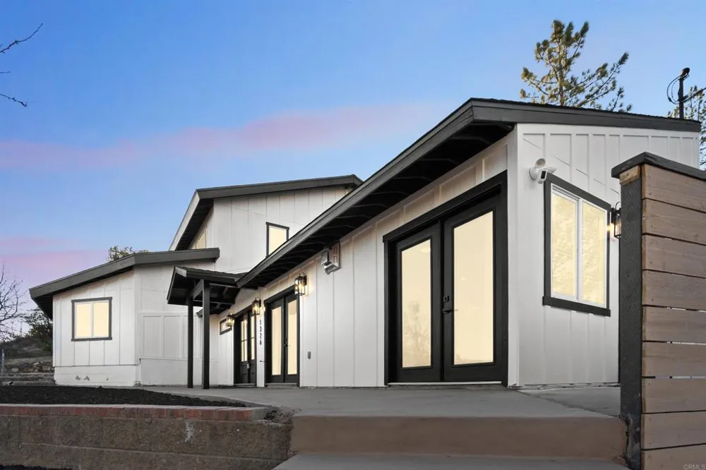 1326 Farmer Road Julian, CA 92036
