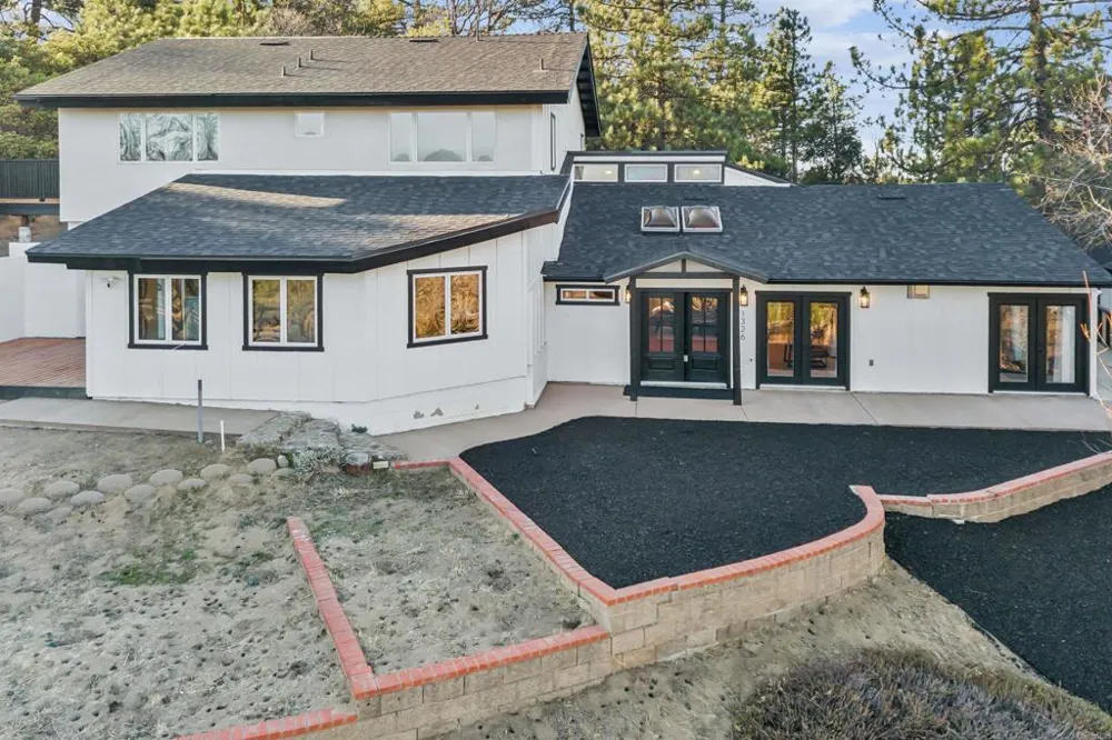1326 Farmer Road Julian, CA 92036