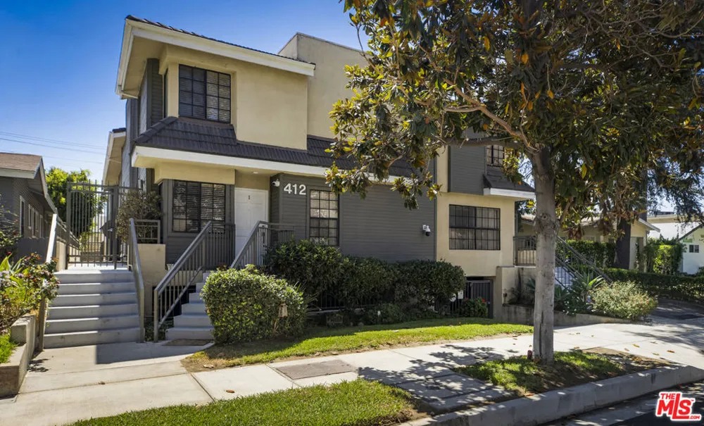 412 W Dryden Street #2 Glendale, CA 91202