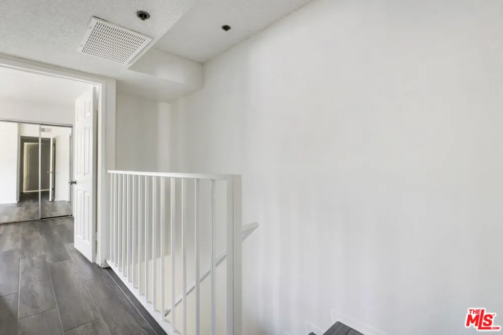 412 W Dryden Street #2 Glendale, CA 91202