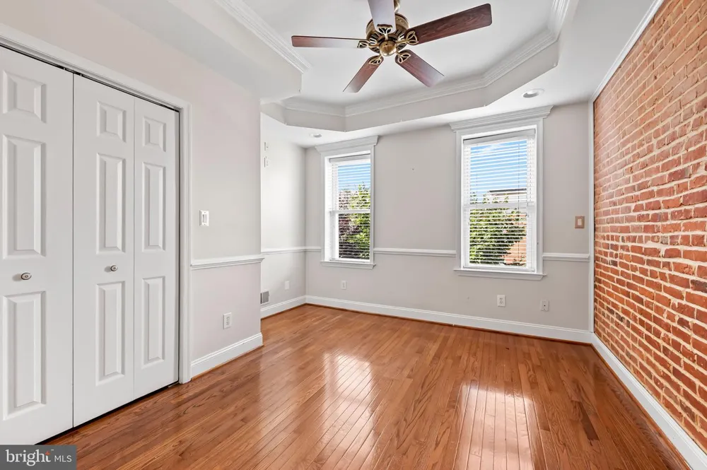 3211 FOSTER Baltimore, MD 21224